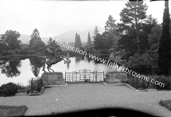 POWERSCOURT: THE LAKE & FOUNTAIN